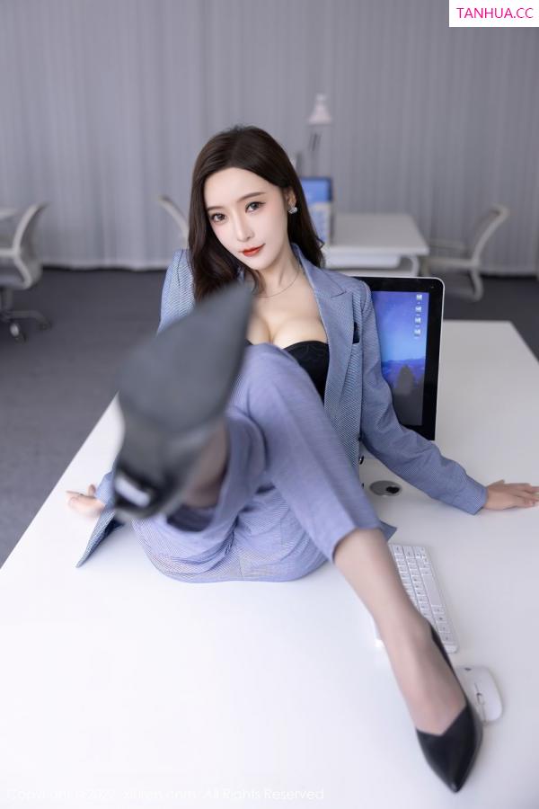 王馨瑶  [XiuRen]高清写真图 2022.09.22 No.5629 王馨瑶yanni第50张图片